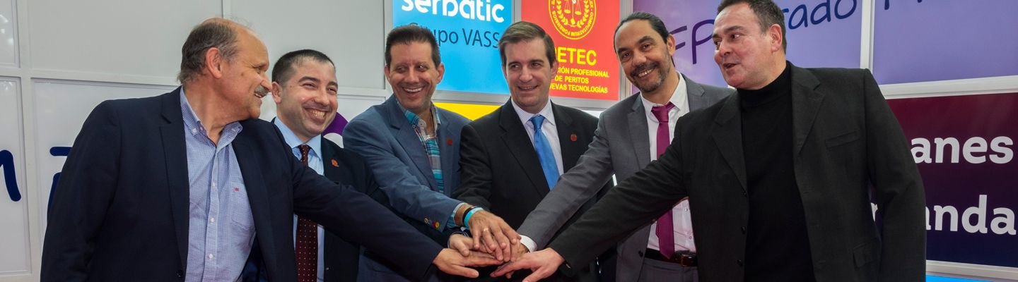 Convenios con PETEC e Indra